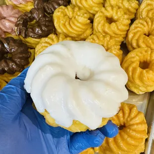 Vanilla Crullers