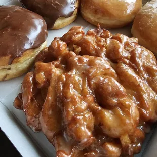 Vegan Donuts. IYKYK.