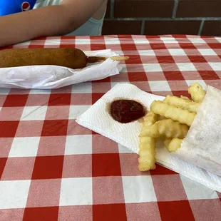 Kids corn dog meal