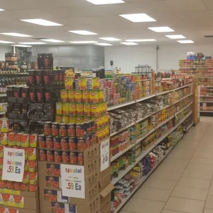 a grocery store aisle