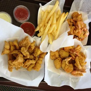 Shrimp, jumbo shrimp, scallop, sole.