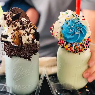 food, dessert, cupcakes