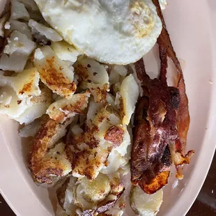 Egg combination with country potatoes