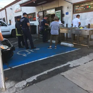 You know the food's good when firemen show up to eat!!!