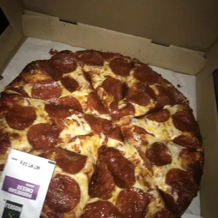 Medium pepperoni pizza
