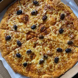 large cheese pizza with olives