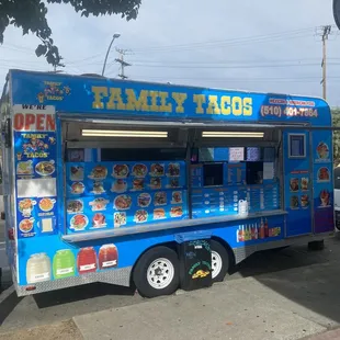 Full view of side of kiosk...