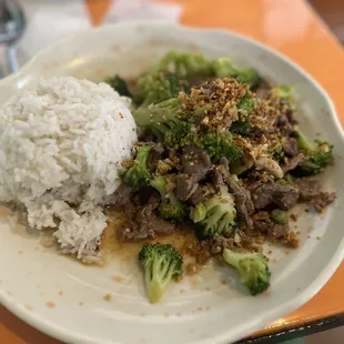 Family Thais Asian Bistro
