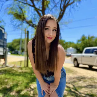 Lexi A.