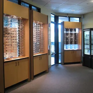 We offer Oakley, Coach, Bebe, Tiffany, Ray Ban, Hello Kitty, Tory Burch, Kate Spade, Nike, and more.