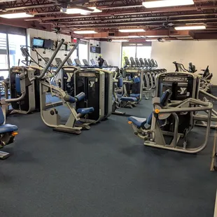 All new equipment in the cardio room