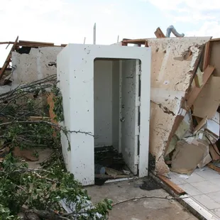 Moore OK EF5 direct hit. Only thing left standing. Garage mounted shelter.