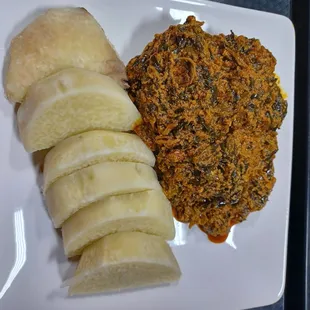 Boiled Yam and Spinach Stew