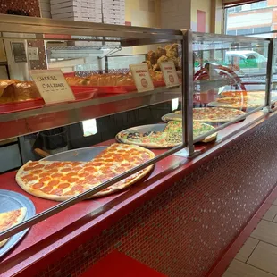 Good pizza for the area