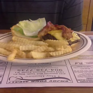 Amos Bacon Cheeseburger