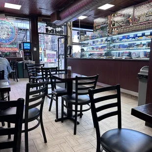 ramen and noodles, interior