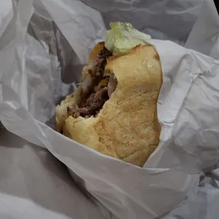 Holly crap that&apos;s a good cheeseburger wow