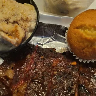 Ribs, mashed pots, corn bread and bread pudding