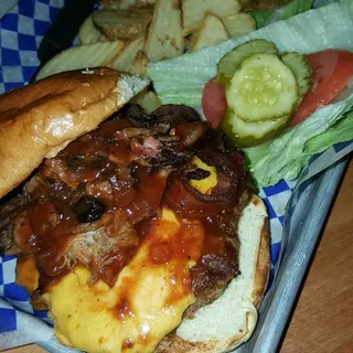 ULTIMATE BURGER