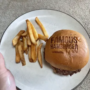 THE FOUNDERS BURGER with fries