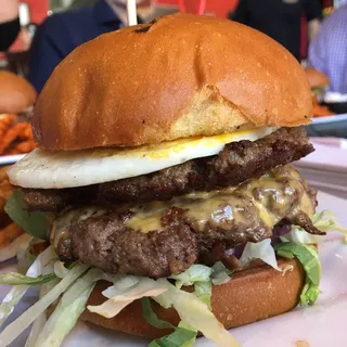 Famous Burger