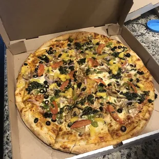 Veggie pizza add pineapples