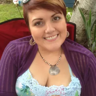 Lindsey B.