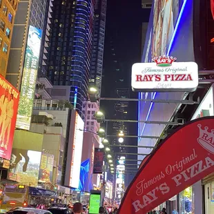 Pizza in Times Square