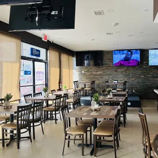 Dining area with flat screens