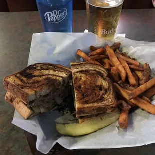Famous Sam's