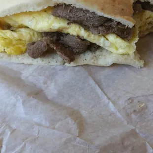 Steak n egg pita