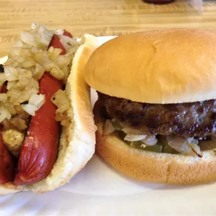 NY Hot &amp; Burger w Grilled Onions - Yum