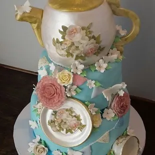 Alice in Wonderland - Tea Pot