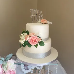 ANNIVERSARY CAKE
