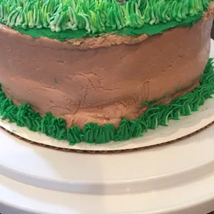 Side view of poorly iced cake...sloppy!