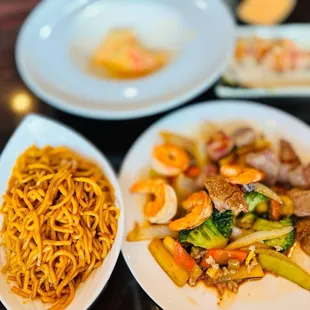 ramen and noodles, noodle dish, noodles, ramen, noodle soup, food