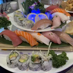 Delux chef&apos;s choice sushi