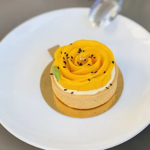 Mango tart