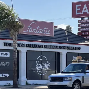 the outside of the restaurant