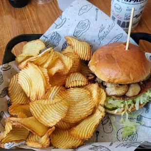 Shroomer with Veggie Patty and Chips Combo