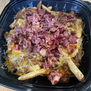 Mamba Fries, chili cheese fries with pastrami