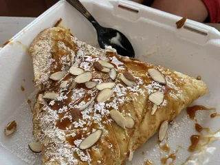 Aroma Waffle And Ice Cream Lounge