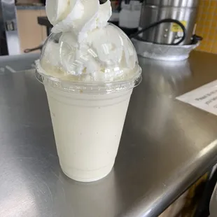 Vanilla milkshake