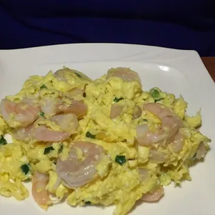 Stir fried shrimp with egg and green onion
