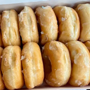 12  Glazed Donuts