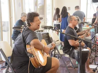 ColorWhims- Hawaii Party Entertainers