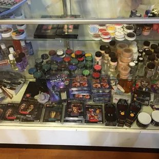 Make up for your costume!!