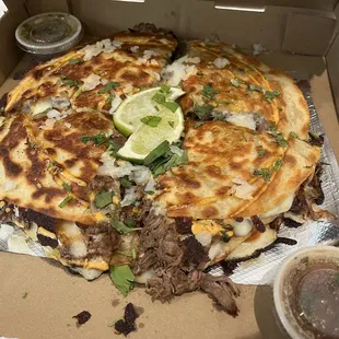 Pizzadilla (with shrimp)