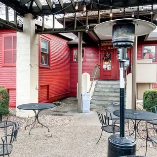 Outdoor seating w heater!