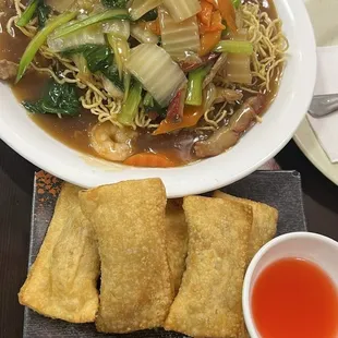 Crispy Gau Gee Noodles